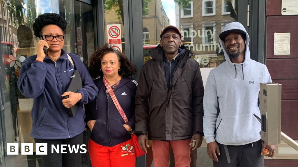 Dalston Lane fire: Sleepless nights for rehoused residents - BBC News