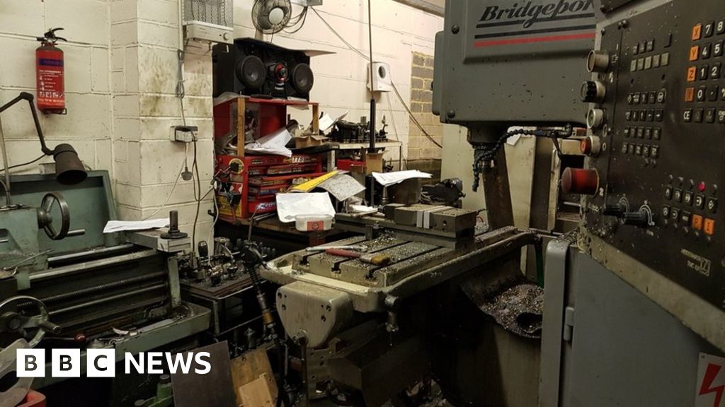 'Gun factory' uncovered on Hailsham industrial estate BBC News