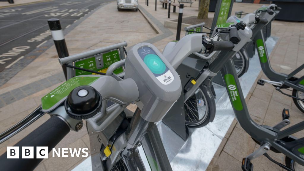 UK Extends Rental E-Scooter Trials to 2028 Amid Safety Data Gaps