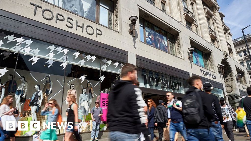 Top of the shops: how has Oxford Street survived the slow death of the high  street?, Shops and shopping
