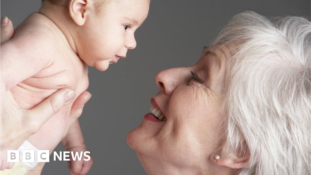 Covid: Families with babies can form support bubbles in Wales