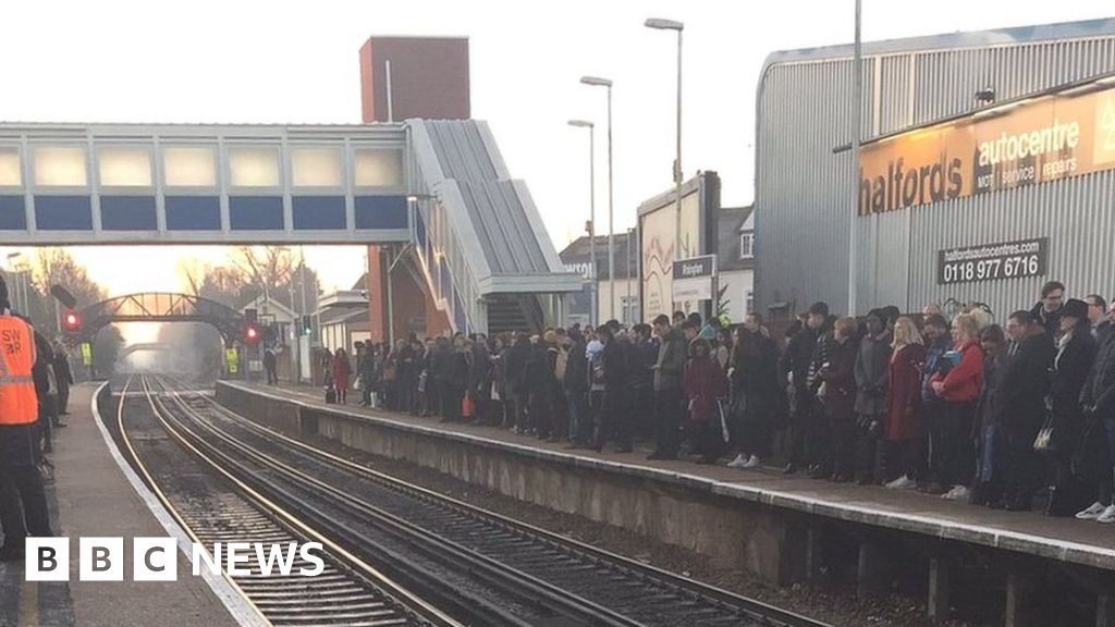 South Western Railway strike 27day walk out begins BBC News