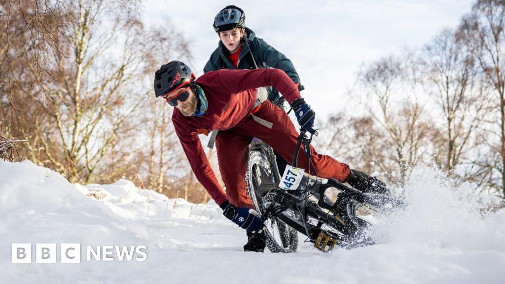 In pictures: Scotland's snowy 24-hour mountain bike race