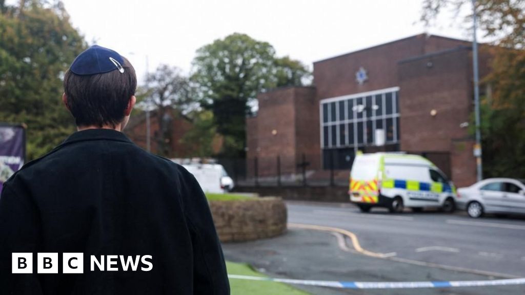 Synagogue attack victim released from hospital