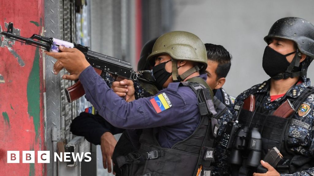 Venezuela: Battles rage between police and gangs in Caracas