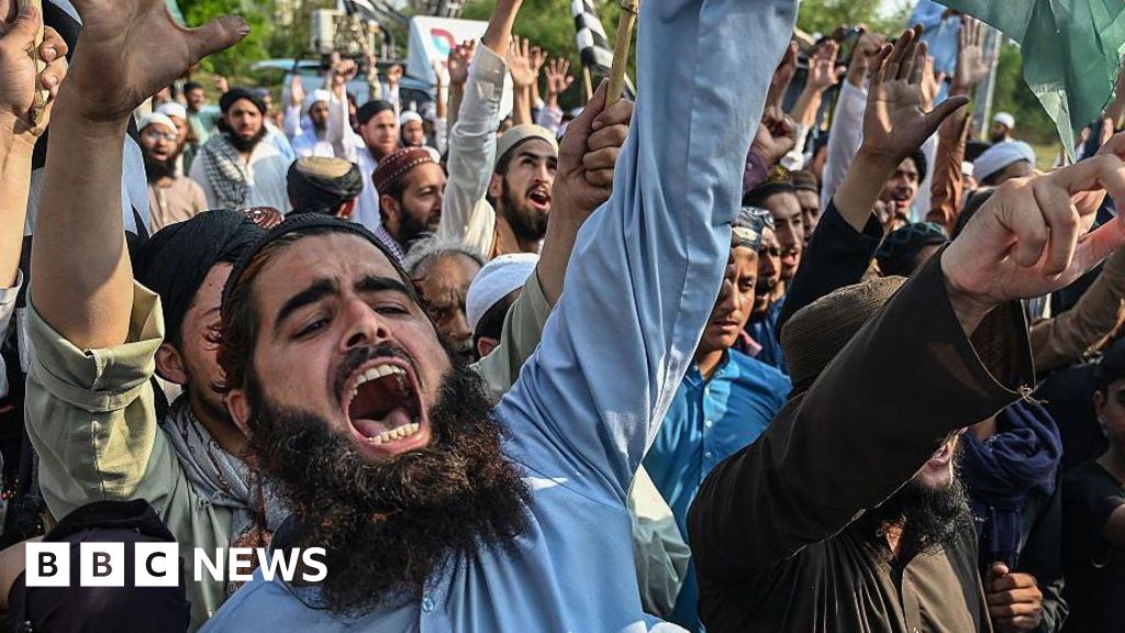 What’s the way out of the India and Pakistan crisis?