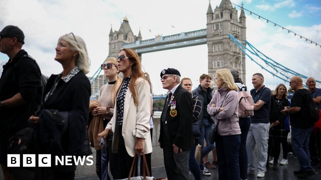 Queen's lying-in-state: Controversy over MPs being allowed to skip queue