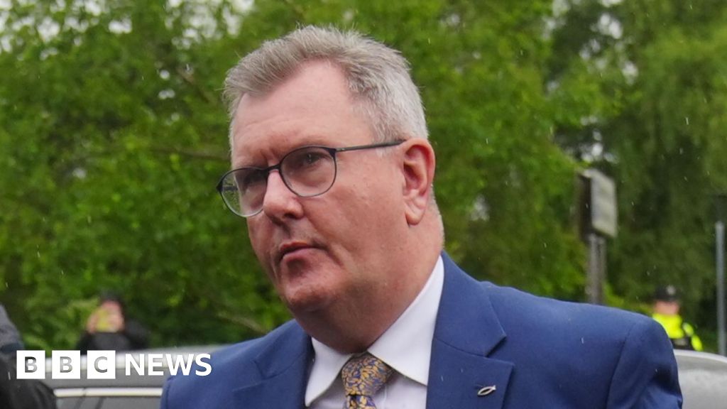 Jury in Donaldson sex abuse trial to continue deliberations