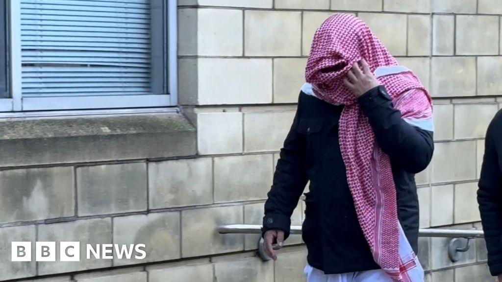 Northampton imam sentenced after 16-year-olds married in mosque