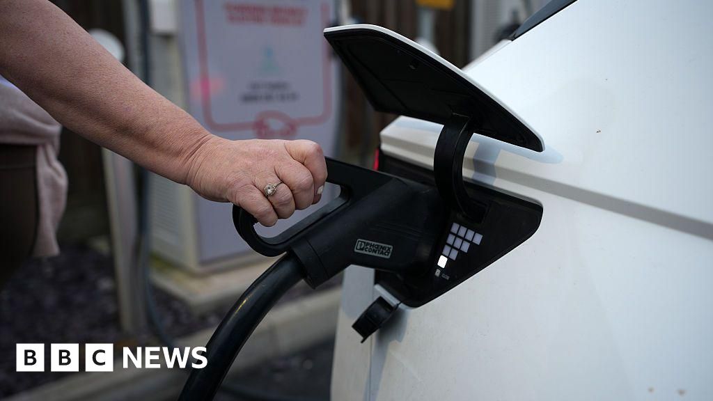 UK electric car sales target to be weakened