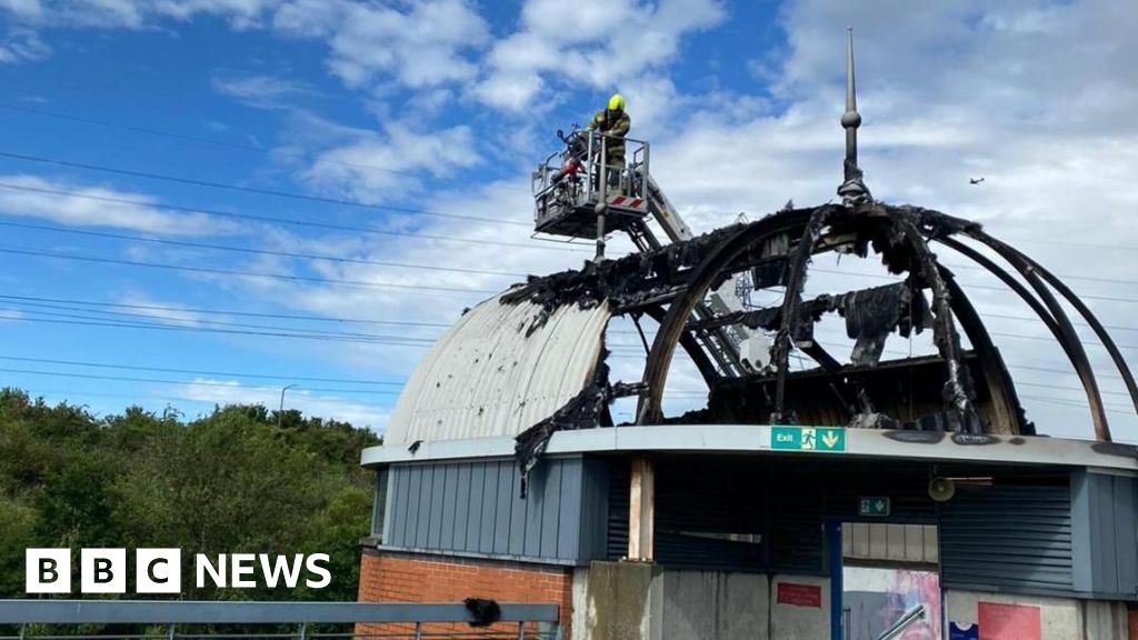 Teenager arrested over fire at Lakeside Shopping Centre car park