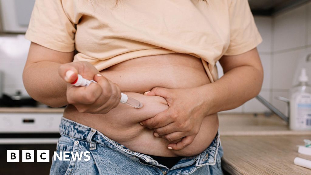 Weight-loss jabs to be offered on NHS for people at risk of further heart attacks