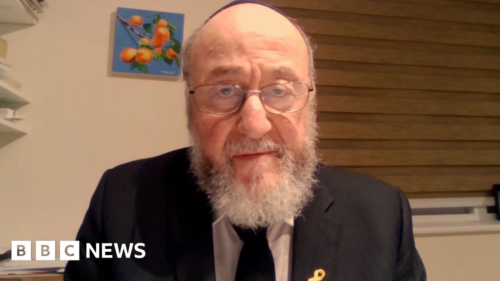 'Our hearts are shattered', says Chief Rabbi Sir Ephraim Mirvis