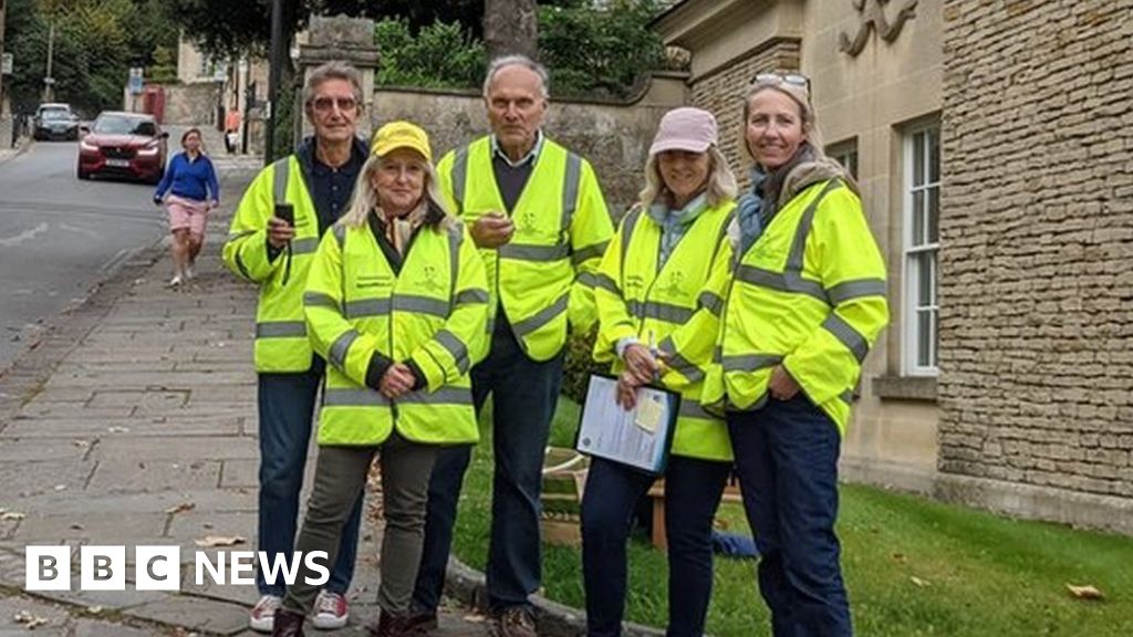 Bath Clean Air Zone leading to 'unsafe' streets, locals say BBC News