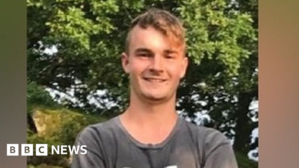 Frankie Morris Body found in woods is missing 18yearold BBC News