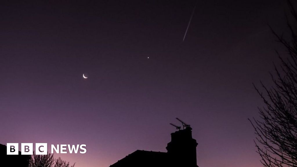 what-is-that-bright-object-next-to-the-moon-bbc-news