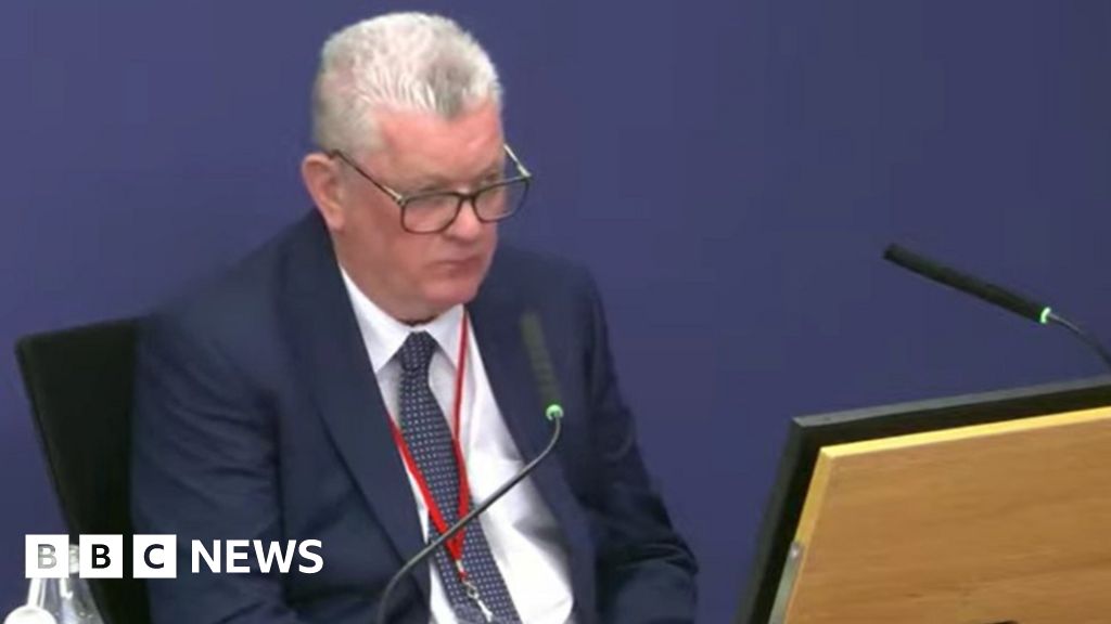 Post Office: I was only doing my job, says investigator