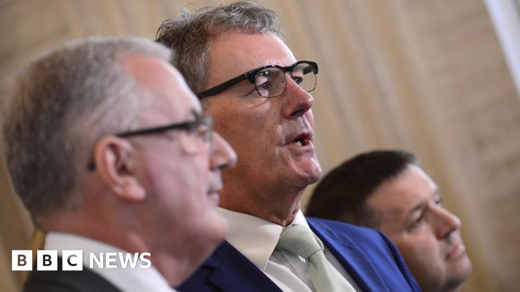 UUP to leave NI Executive: Reaction from politicians and key figures ...