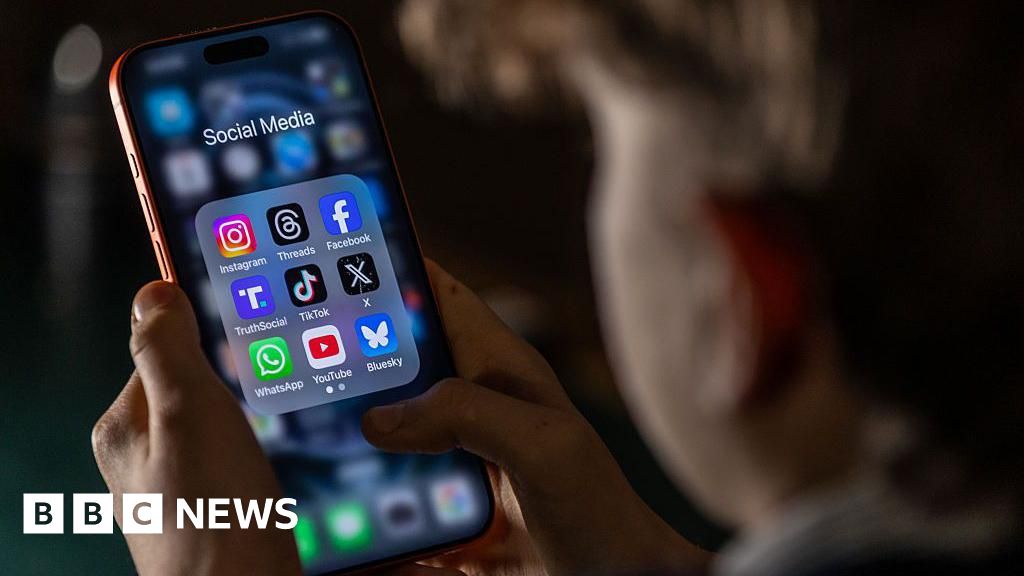 Social media ban 'won't keep children safe', commissioner warns