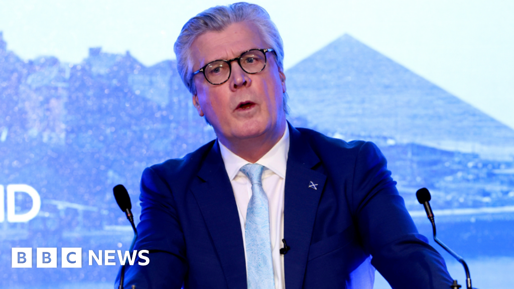 Reform vows to cut Scottish income tax below UK rate