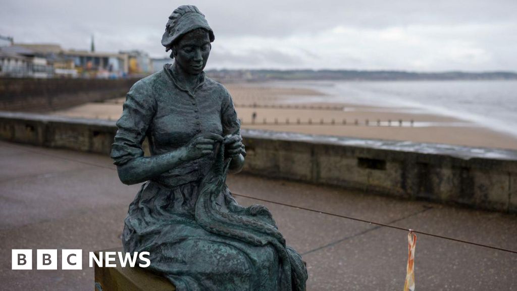 bbc.co.uk - Grace McGrory - Bridlington's Gansey Girl statue inspires musical