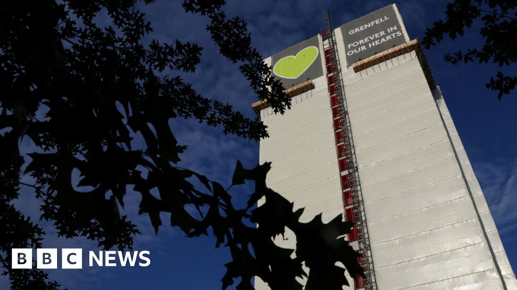 Grenfell to be demolished, bereaved families told