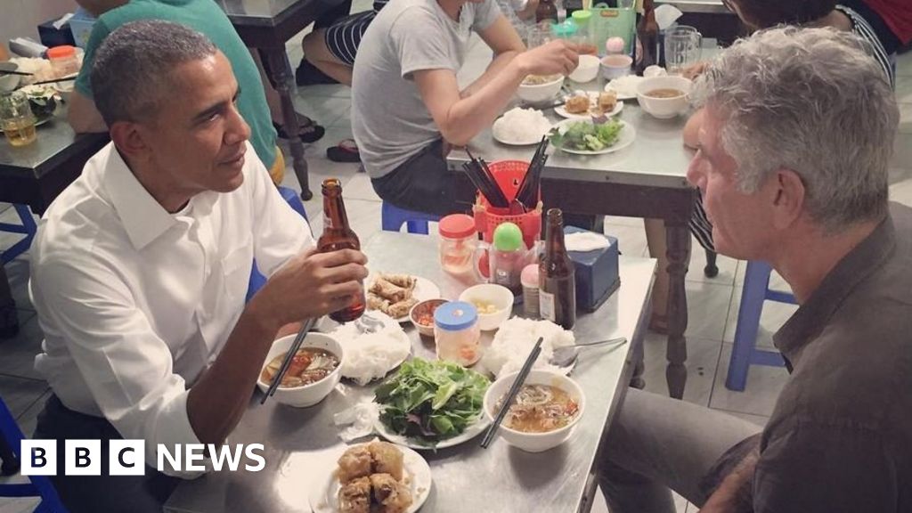 Obama's $6 dinner table kept for posterity