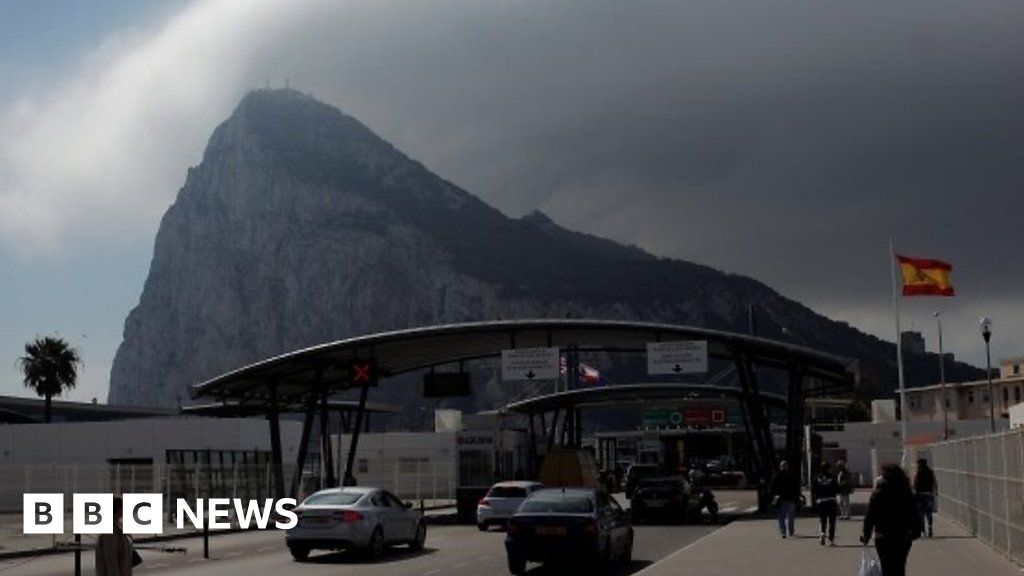 Jack Straw Idea of war against Spain over Gibraltar 'absurd' BBC News