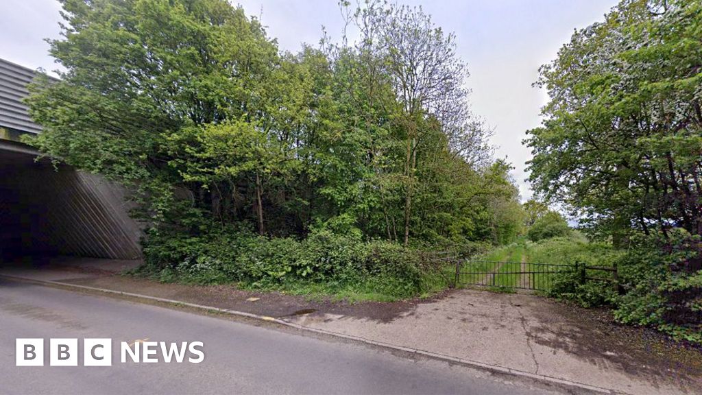 Scottish, Essex Governments Reject Large Housing Plans Over Noise, Location Issues