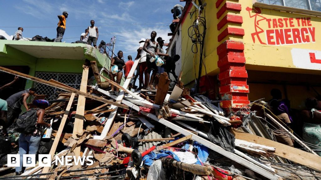 Hurricane Melissa: Death toll rises as aid effort struggles to reach parts of Jamaica thumbnail