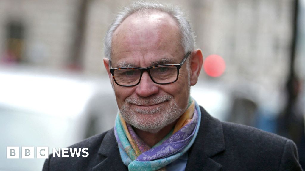 Conservative MP Crispin Blunt to stand down at next election