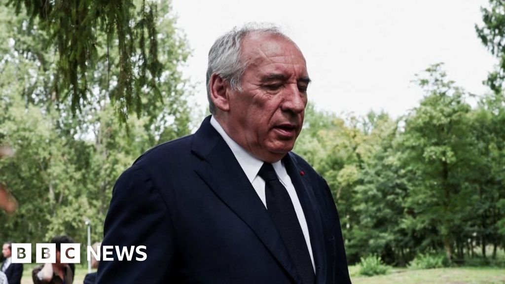 France heads for political disaster as PM Bayrou dangers all on self assurance vote