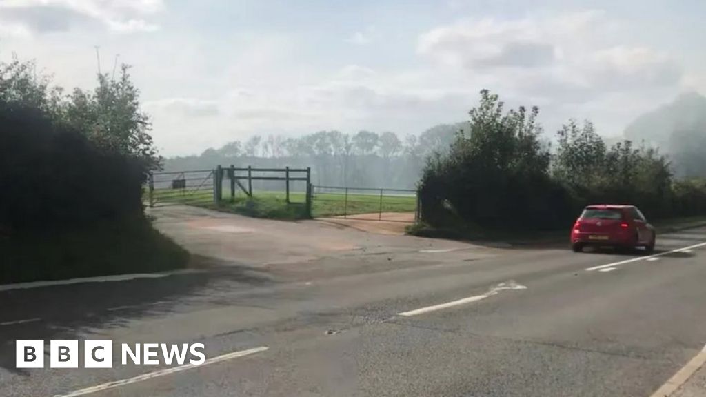 Lyme Regis parkandride too wet to reopen for Easter BBC News