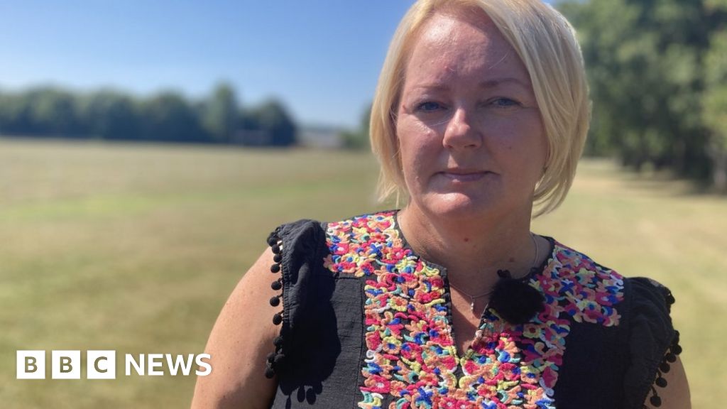 Cost of living: Families choosing between food and children's sport