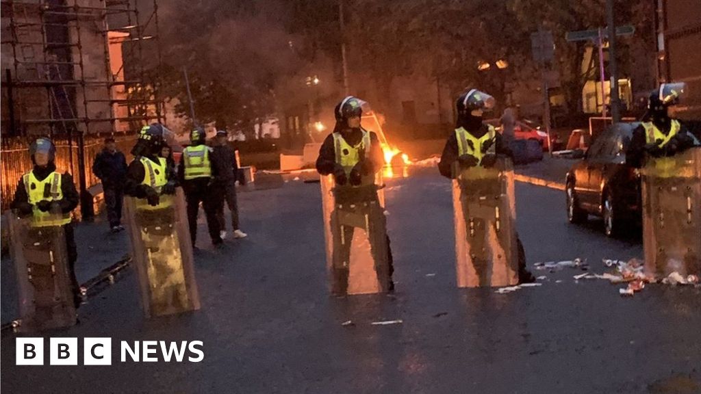 Riot police deployed following Govan demonstrations