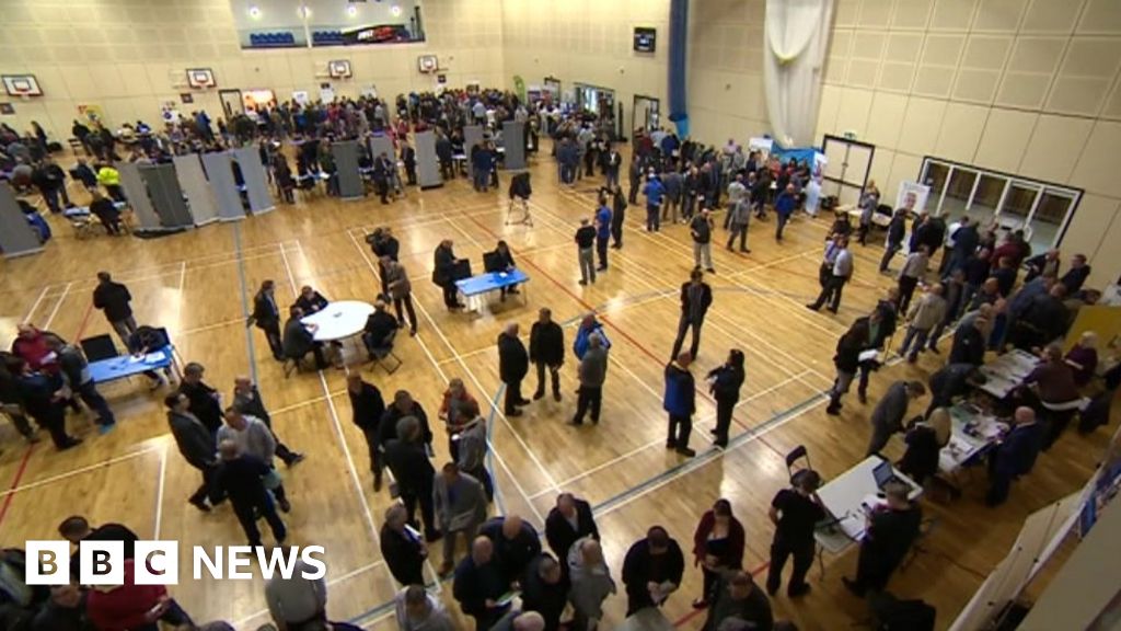 Redcar jobs fair to aid steel workers BBC News