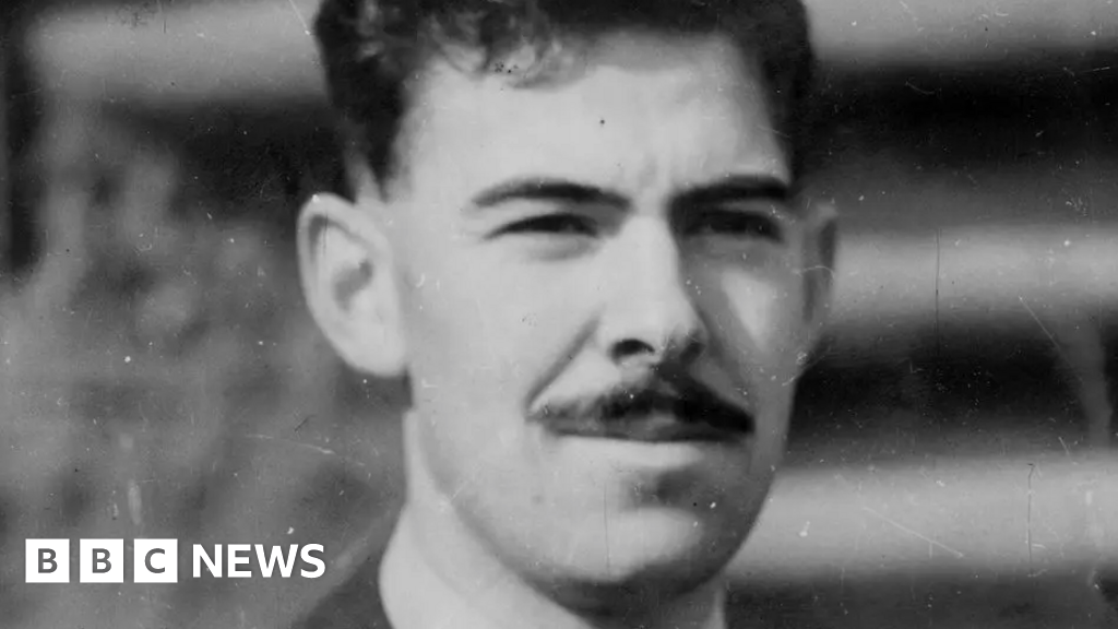 Last surviving WW2 Victoria Cross recipient dies aged 105