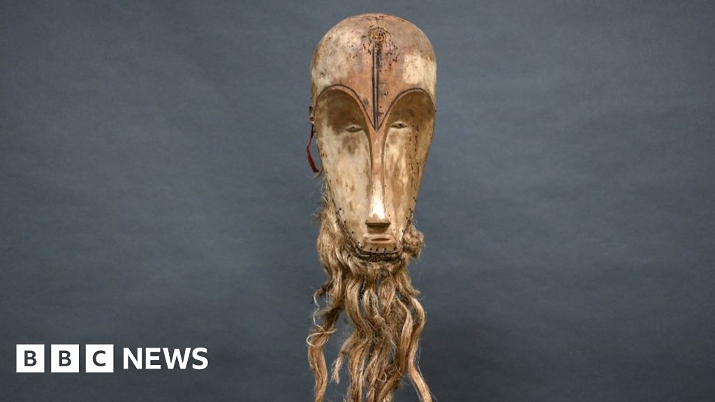 Legal row over 28,000% mark-up for African mask