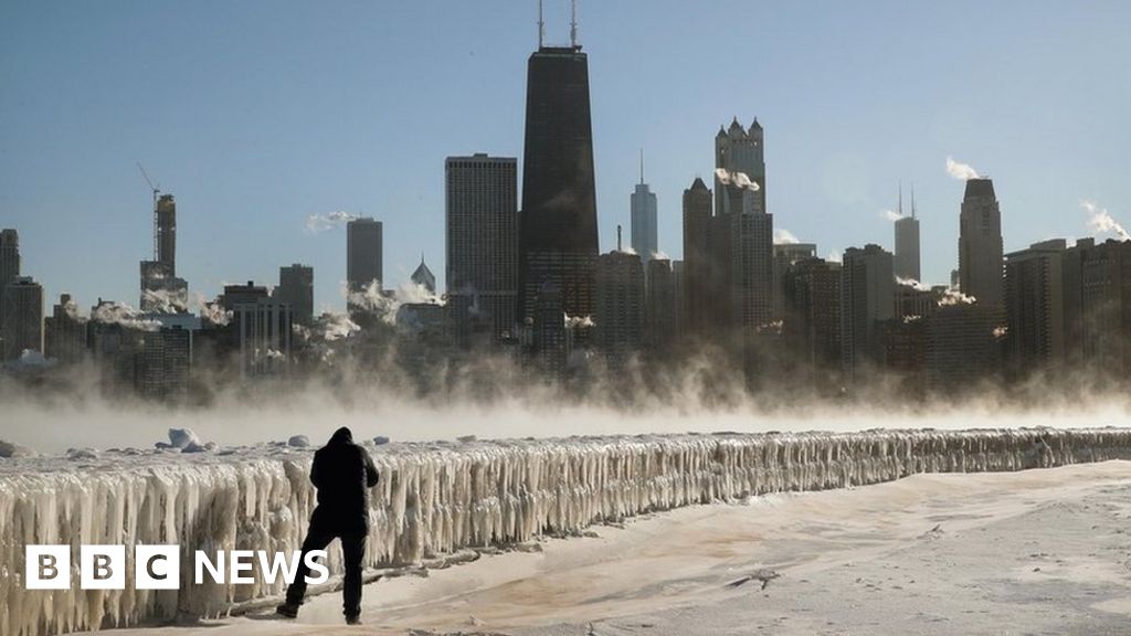 Polar Vortex Brings Deadly Cold Snap To US States - BBC News