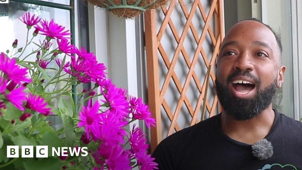 Lockdown flat gardener to exhibit at Chelsea Flower Show