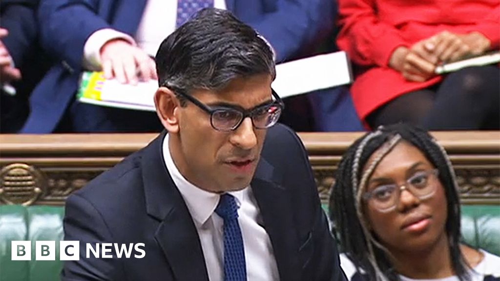 PMQs: Rishi Sunak denies being 'hopelessly weak' over Nadhim Zahawi