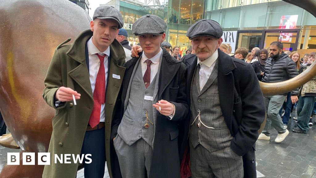 Tommy Shelby Lookalike Contest Held in Birmingham