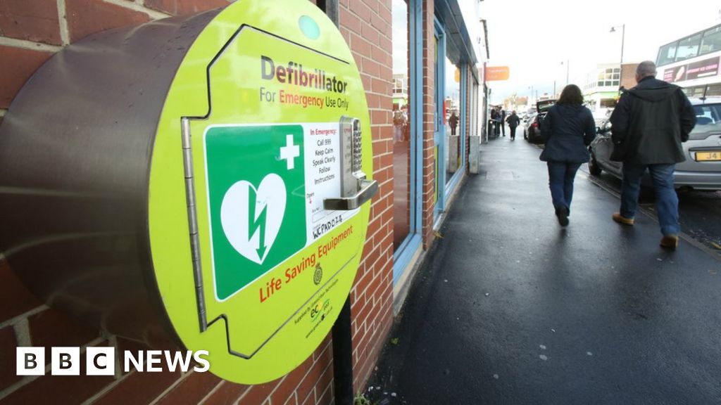 Defibrillator register 'could save lives' BBC News