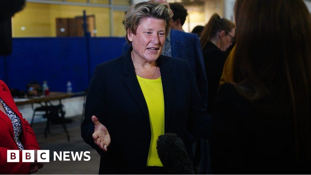 By-election 2023: Lib Democrats win Somerton and Frome from Tories