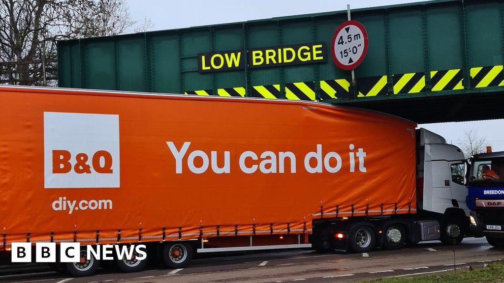 'You Can Do It' B&Q Lorry Gets Stuck Under Bridge