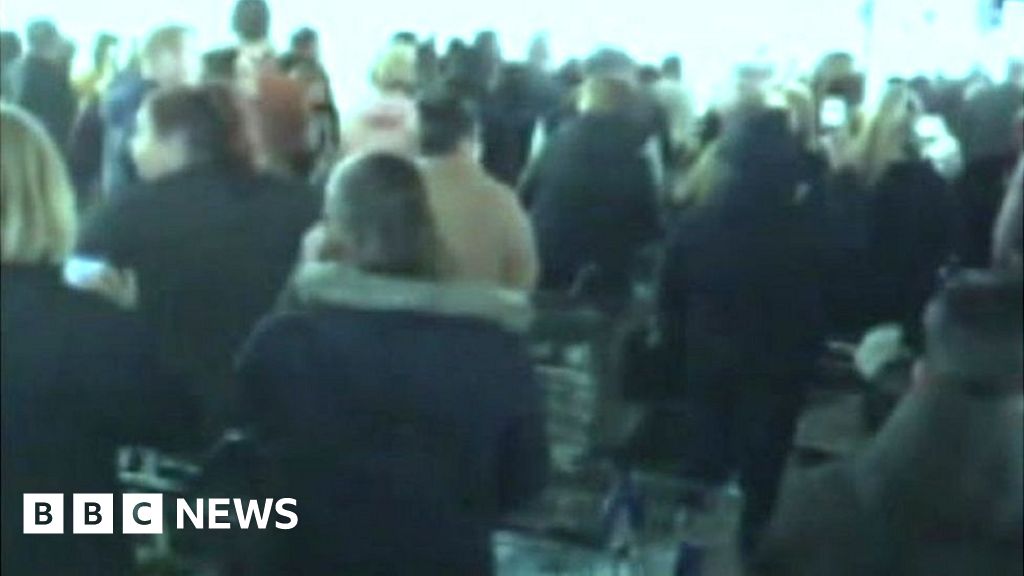 Coronavirus Hundreds at Dudley Tesco priority early opening BBC News