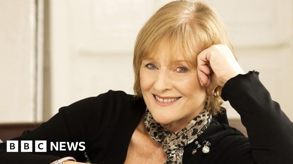 Josephine Cox Best Selling Novelist Dies Aged 82 Bbc News 