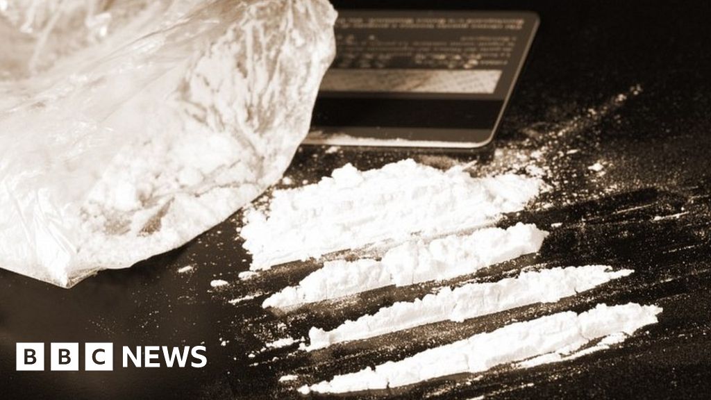 Parliament drug use claims to be raised with police this week - BBC News