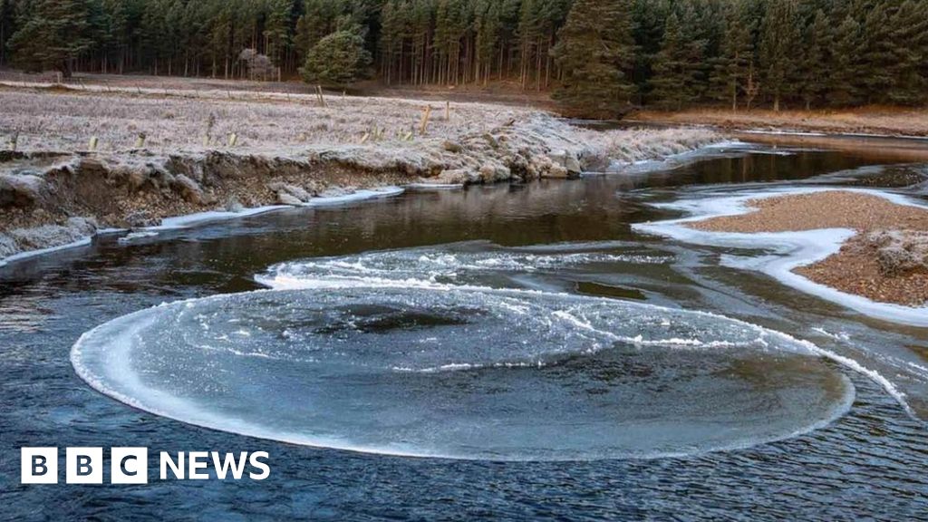 Large 'ice pancake' forms on cold river in Braemar BBC News