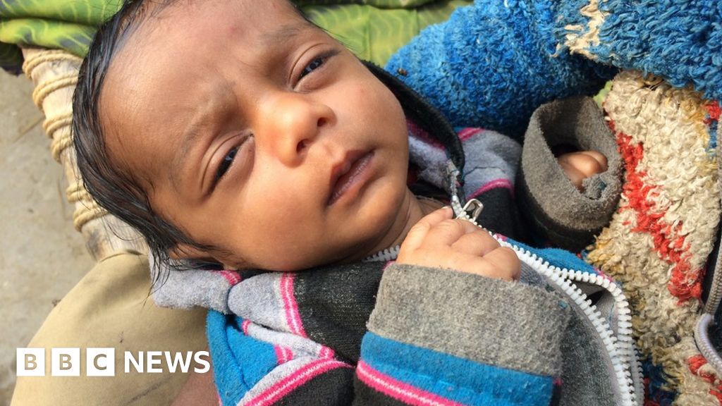 the-baby-born-in-a-bank-queue-in-india-s-cash-crisis-bbc-news